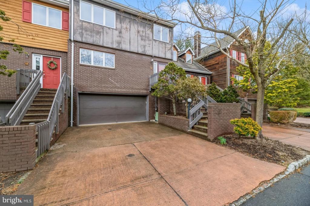 Foto principal - 11 Astor Ct