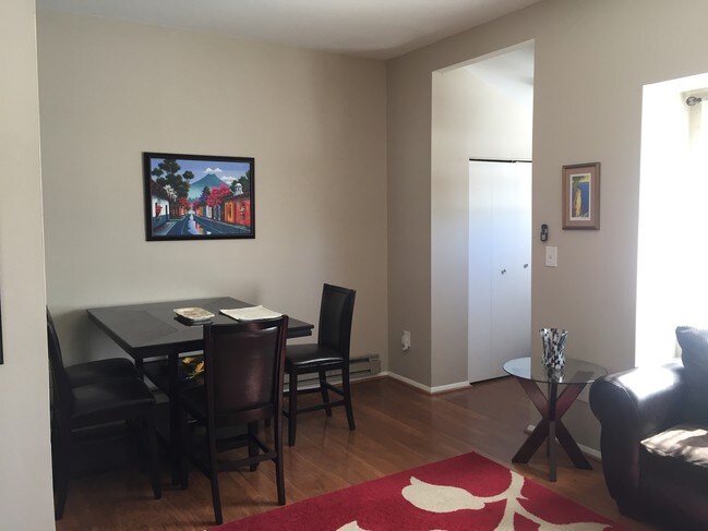 Foto del edificio - 9377 Indian Camp Rd