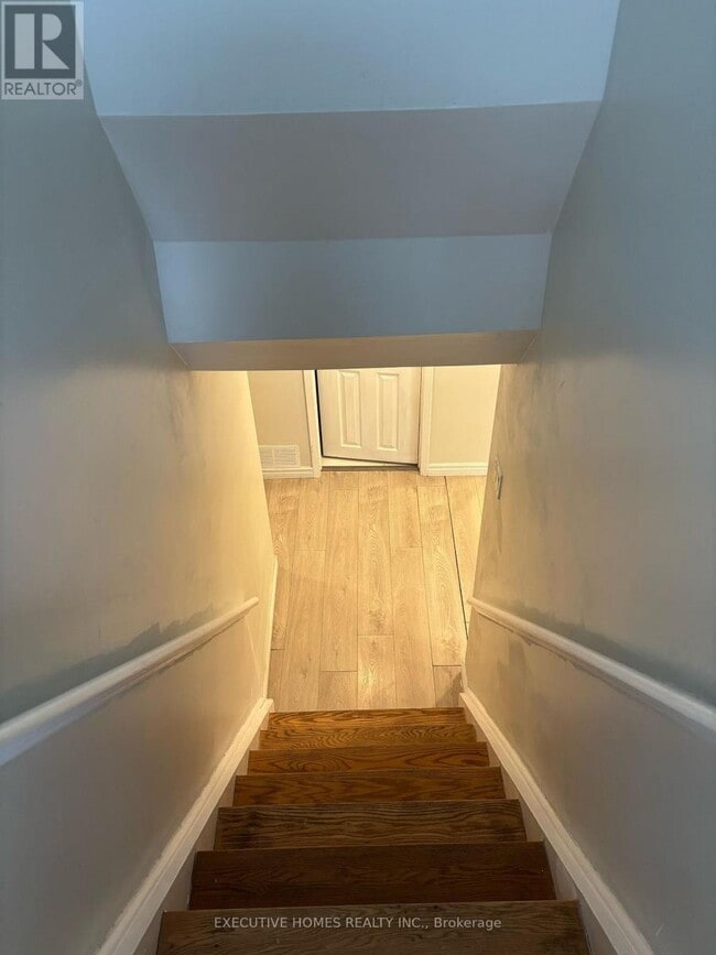 Building Photo - 2271 Truscott Dr