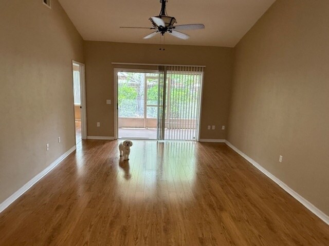 Foto del edificio - 4700 SW Archer Rd