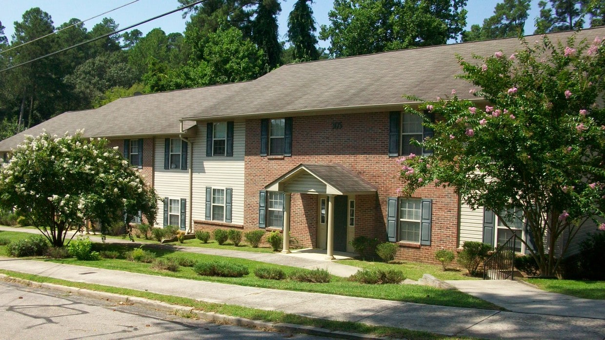 Building Photo - 301-305 Hinsdale Ave