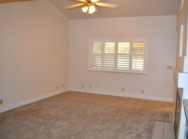 Foto del edificio - Stunning 3 Bedroom in Roseville