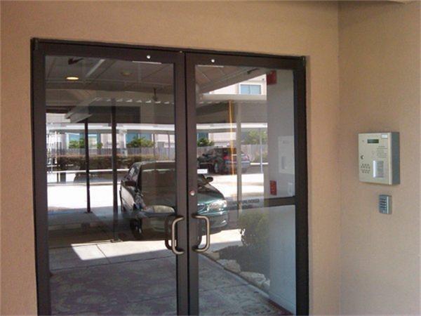 Foto del edificio - 6655 W Sam Houston Pkwy S