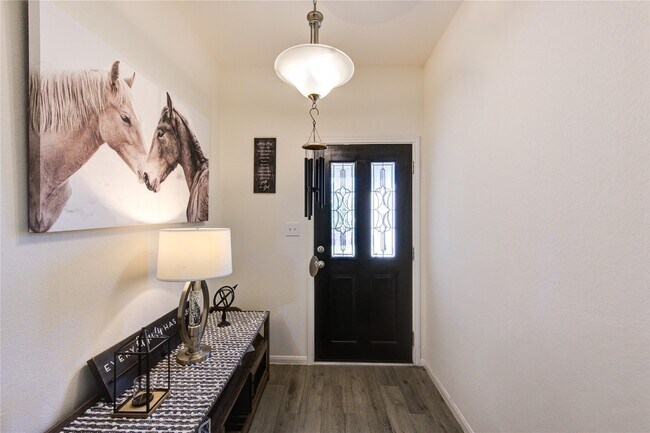 Foto del edificio - 4335 Pale Fox Ln