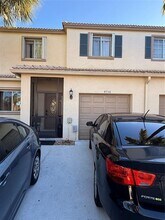 Building Photo - 4758 Lago Vista Dr
