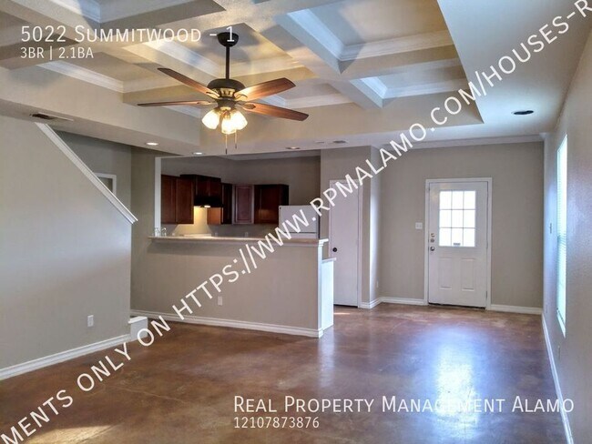 Foto del edificio - 5022 Summitwood-1