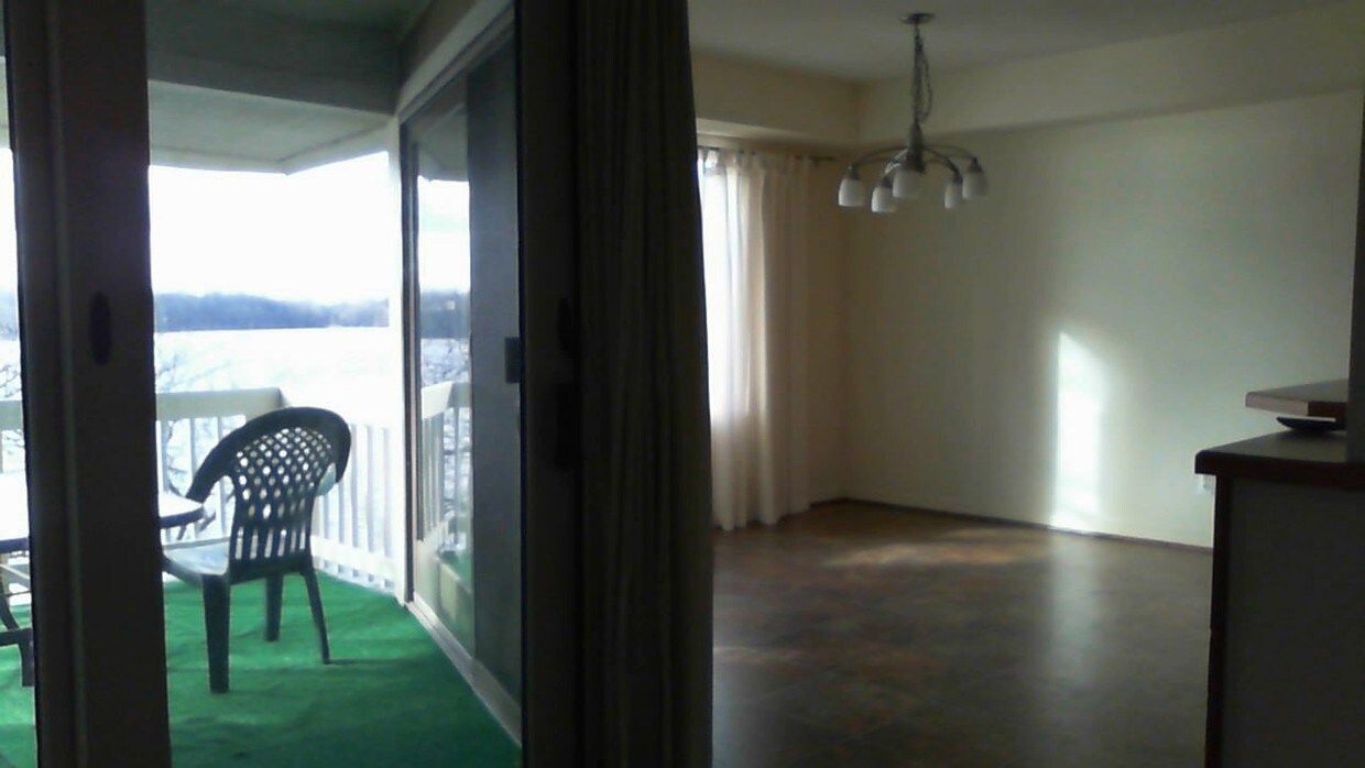 Foto principal - 1731 Cliff's Landing
