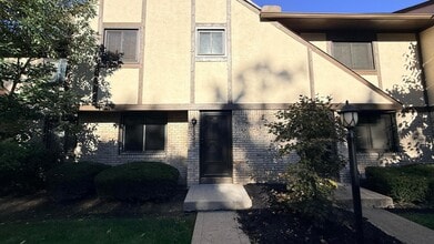 Building Photo - 5245 Wood Run Blvd