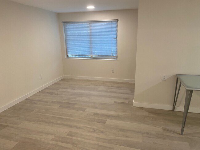 Living room - 336 NE 53rd St
