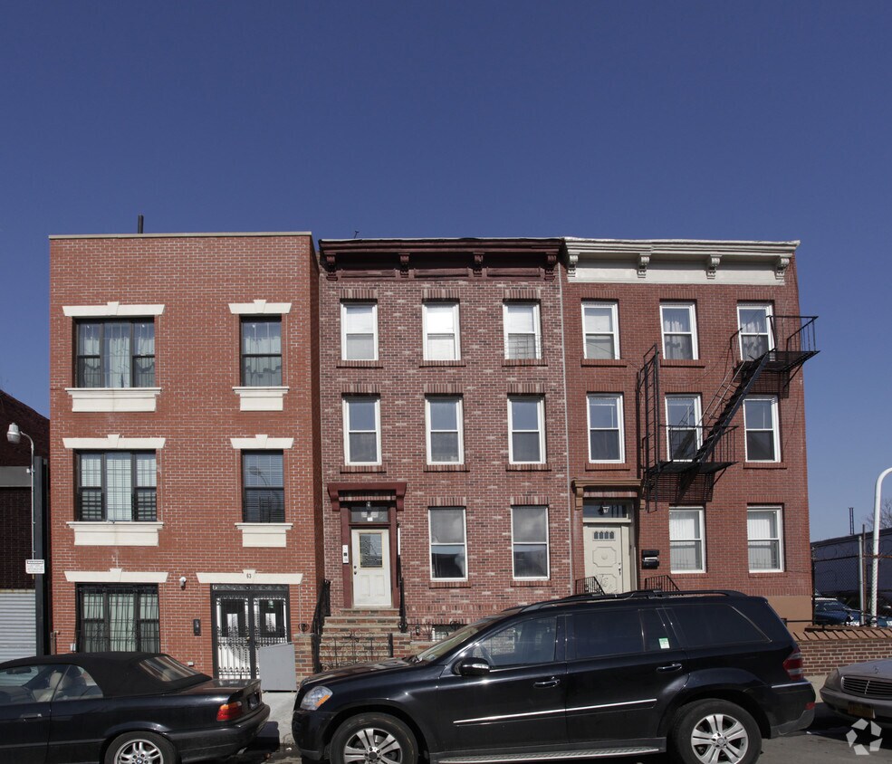 Building Photo - 65 Rapelye St