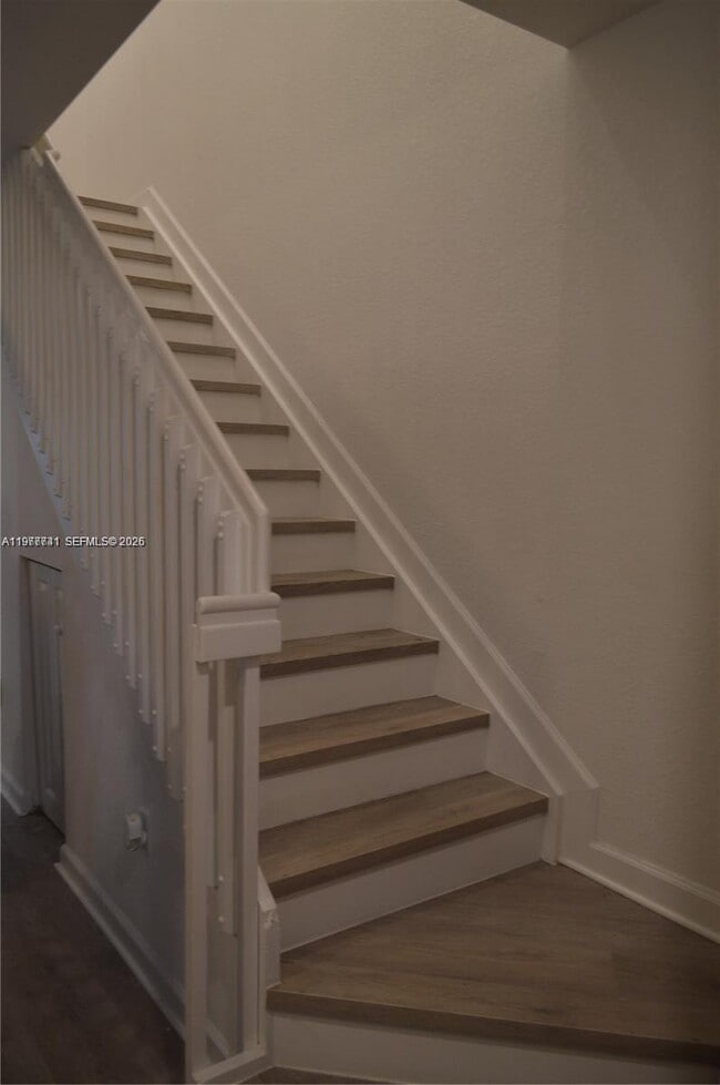 Building Photo - 1522 SE 26th Ter