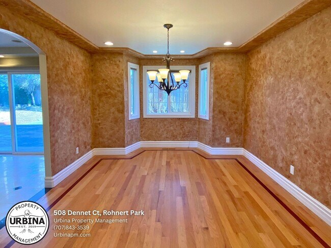 Foto del edificio - Expansive Rohnert Park D Section Home – Id...