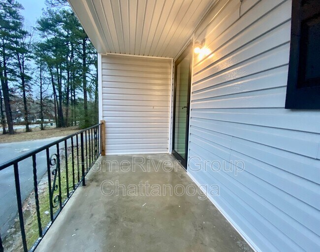 Building Photo - 7422 Min Tom Rd