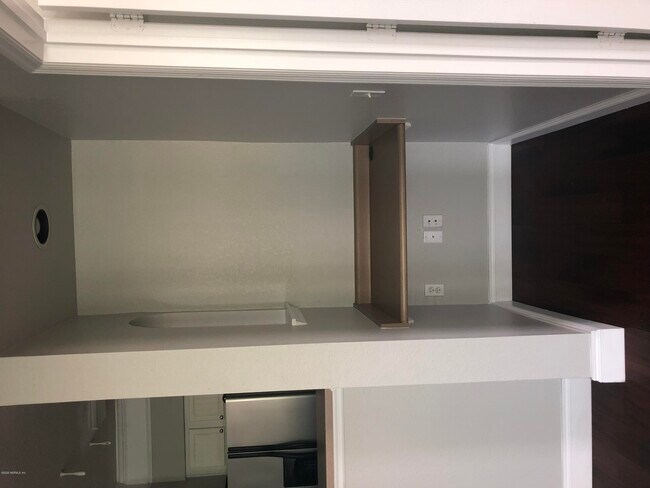 Foto del edificio - 8550 Touchton Rd