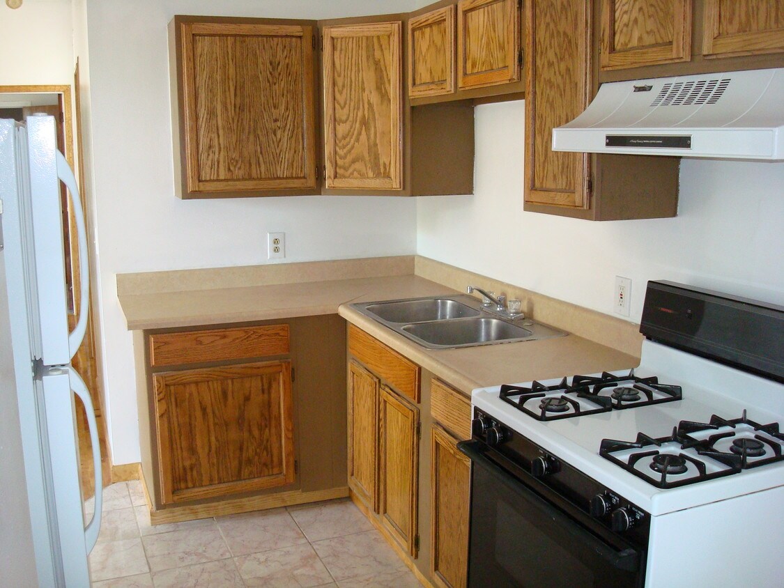 Foto principal - 118 Cottage St