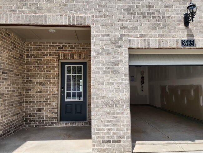 Building Photo - 3985 Holland Grv Rd