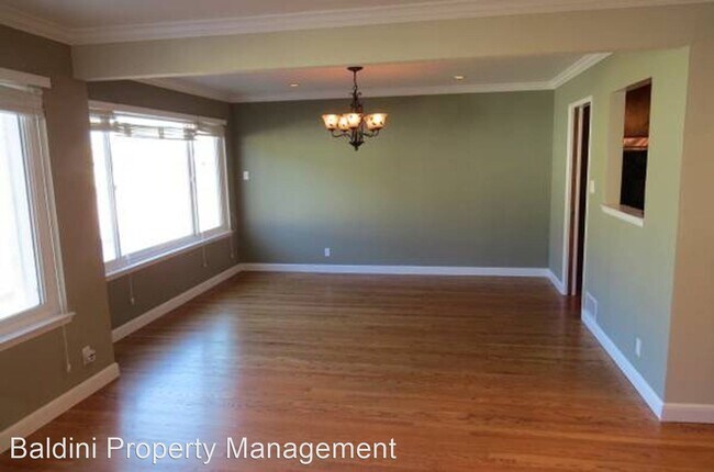 Building Photo - 3 br, 2.5 bath House - 301 Princeton Street