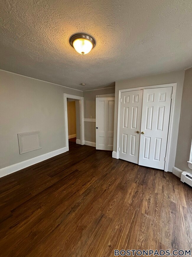 Building Photo - 45 Sturbridge St