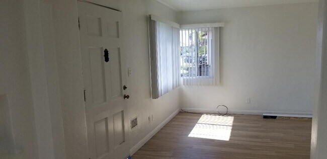 Foto del edificio - 4440 Utah St