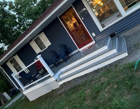 Building Photo - 125 Skyview Rd