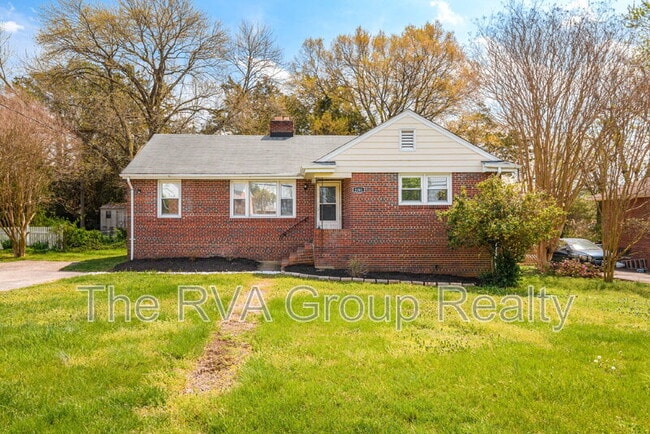 Building Photo - 2201 Lydell Dr