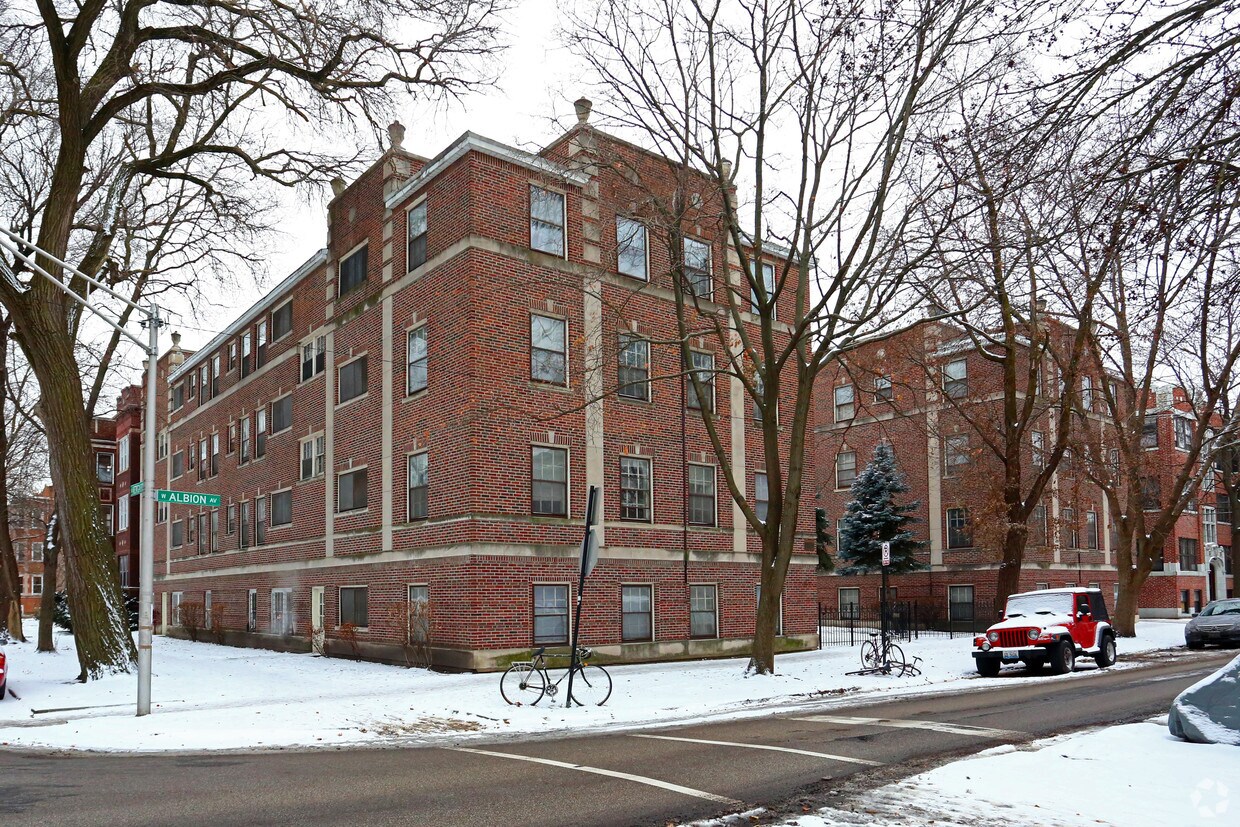 Foto principal - 1435 W Albion Ave