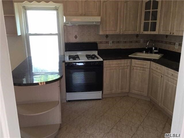Foto del edificio - 115-40 124th St