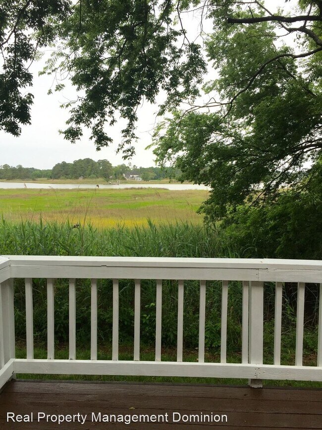Foto del edificio - 3 br, 2 bath House - 100 River Walk Court