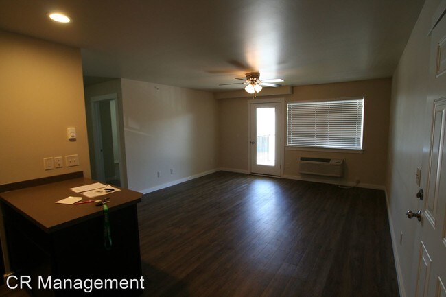 Building Photo - 3093 N 27th Ave