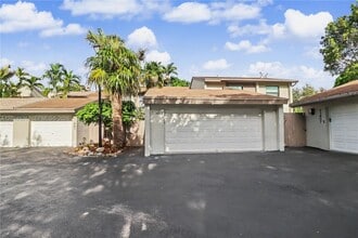 Building Photo - 11459 SW 110th Ln