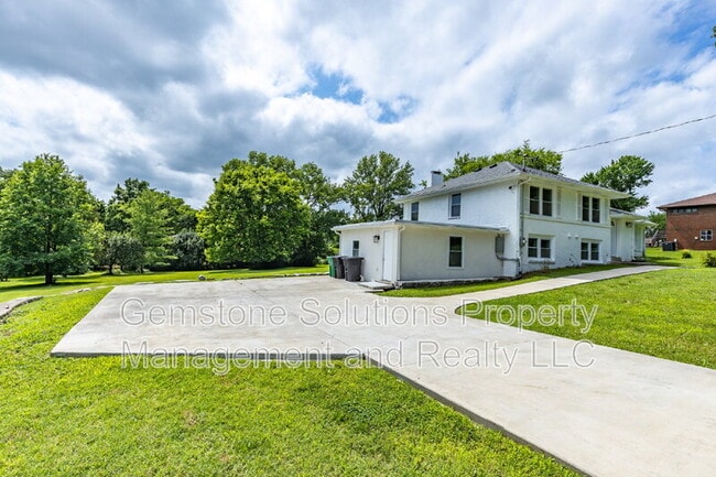 Building Photo - 104 Anchor Dr