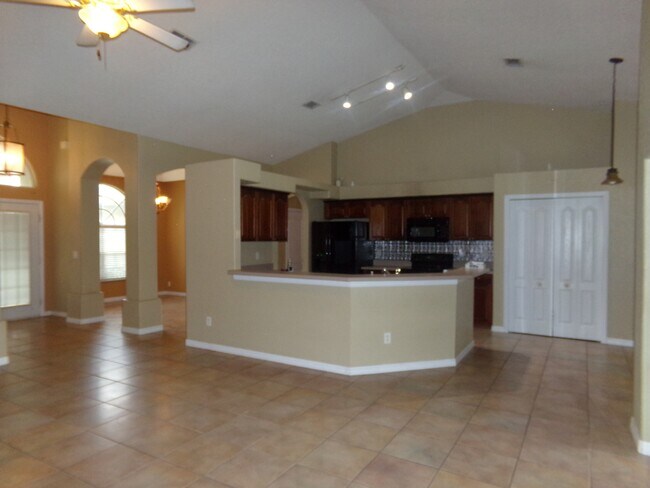 Foto del edificio - 3253 Countryside View Dr