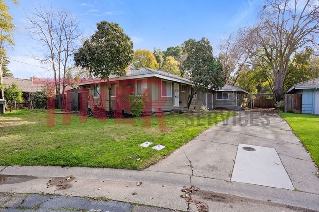 Foto del edificio - 2848 Clover Ln