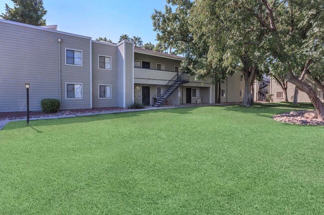 deerfield village on fort lowell apartments tucson az apartments com