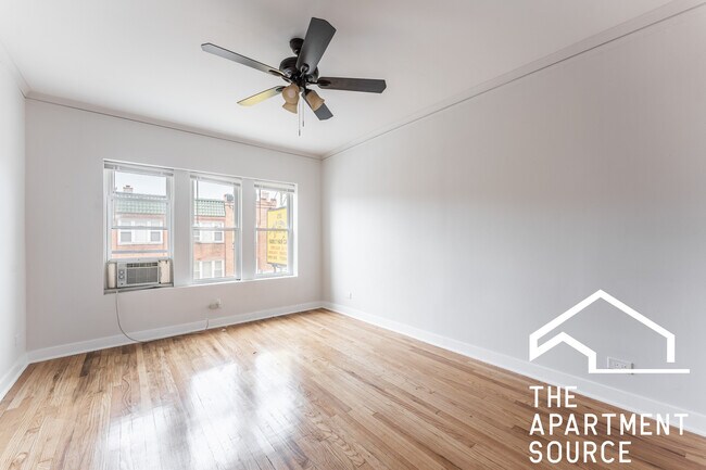 Building Photo - 4407 N Kimball Ave