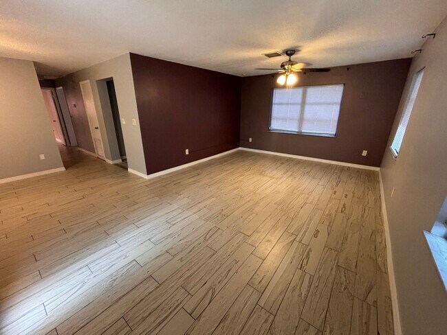 Building Photo - 201 Deltona Blvd