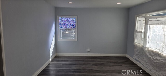 Foto del edificio - 1498 Powell Way