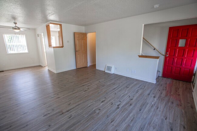 Interior Photo - Windom Gables