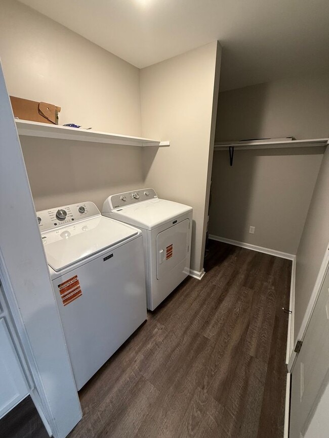 Building Photo - 3323-D Christopher Drive