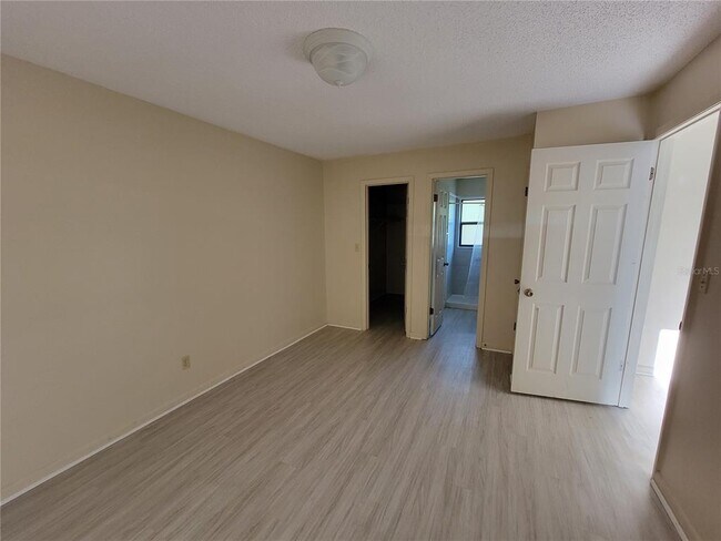 Building Photo - 11724 SE 55th Avenue Rd