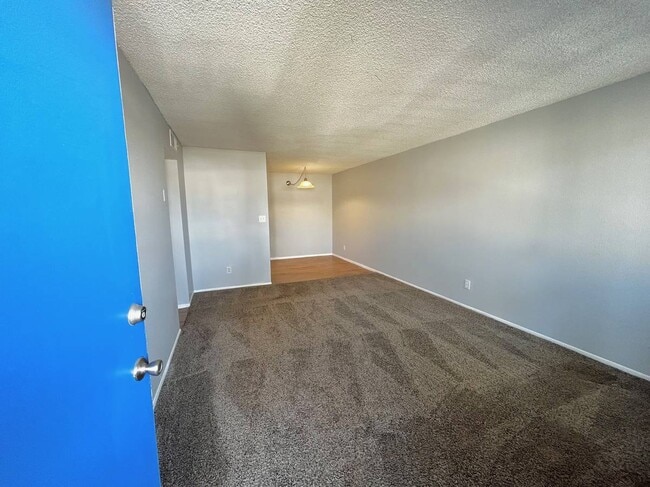 Building Photo - Viviendas Scottsdale