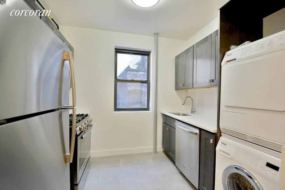 Primary Photo - 505 W 122nd St