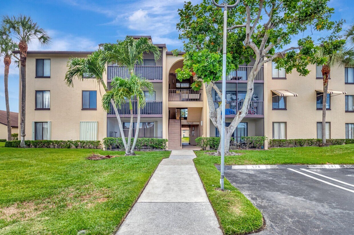 Foto principal - 629 Sea Pine Way