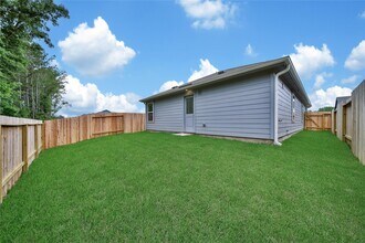 Building Photo - 18760 Loom dr