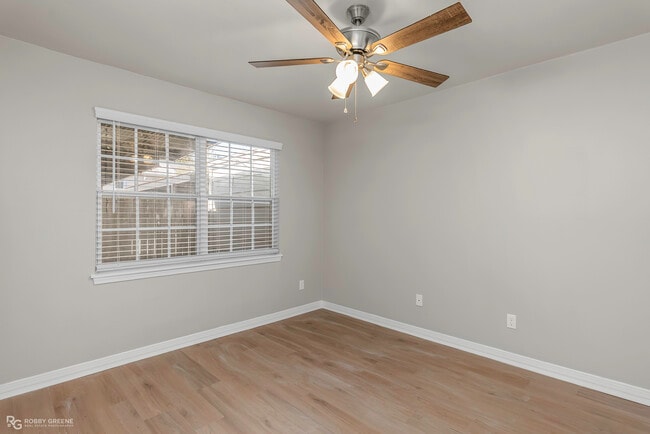 Foto del edificio - 10048 Alondra St