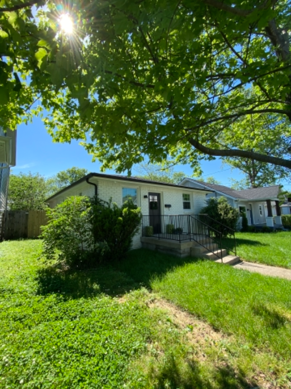 Primary Photo - 1605 16th Ave N