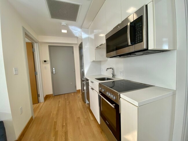 Unit 15 - 115 Mt Auburn (Furnished & Unfurnished Units)