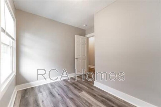 Foto del edificio - 3418 N Capitol Ave