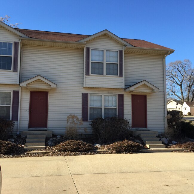405 Franklin St Unit 1, Mahomet, IL 61853 Apartments in Mahomet, IL