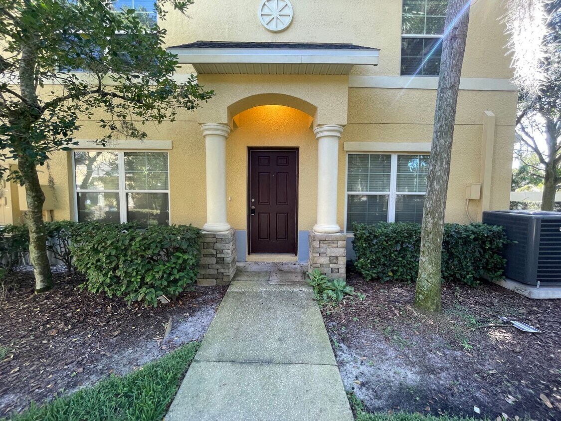 Primary Photo - Beautiful End-Unit Townhome in Gated Eilan...